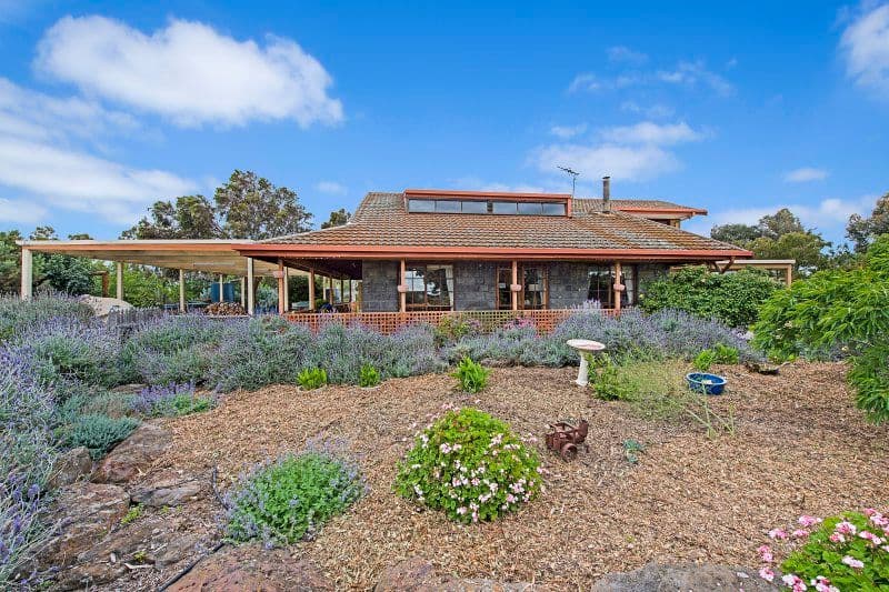 310 Patullos Road, Lara VIC 3212, Lara - Image 1