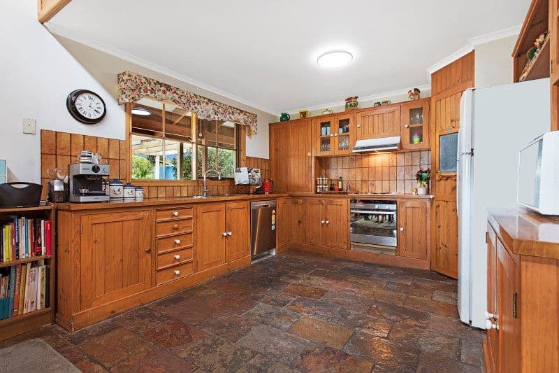 310 Patullos Road, Lara VIC 3212, Lara - Thumbnail 4
