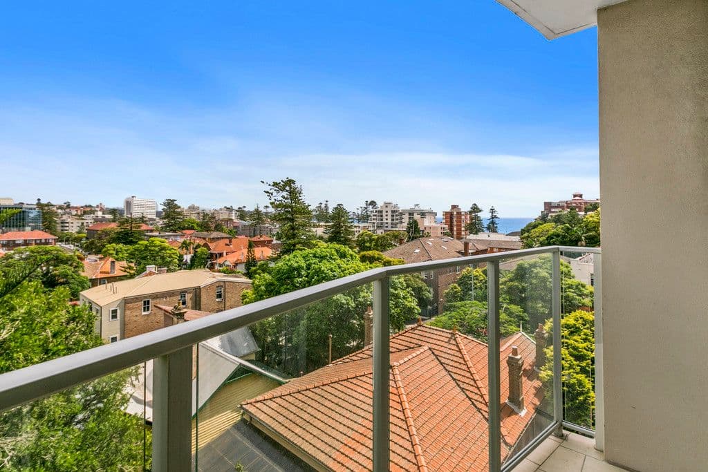 34 Veulalee Avenue, Trevallyn, Trevallyn - Thumbnail 2