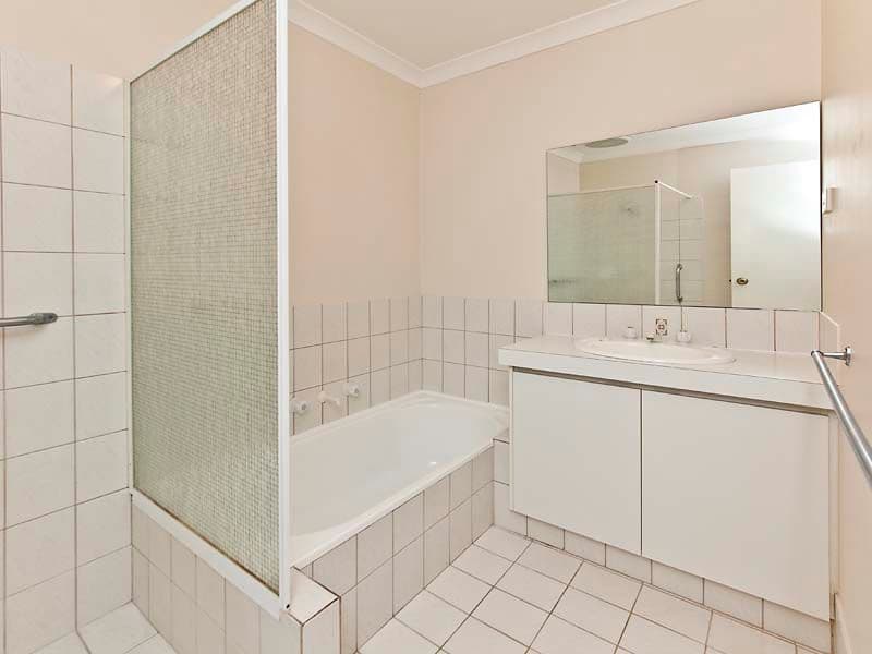 69 Gladstone Avenue, SWAN VIEW WA 6056, Swan View - Thumbnail 4