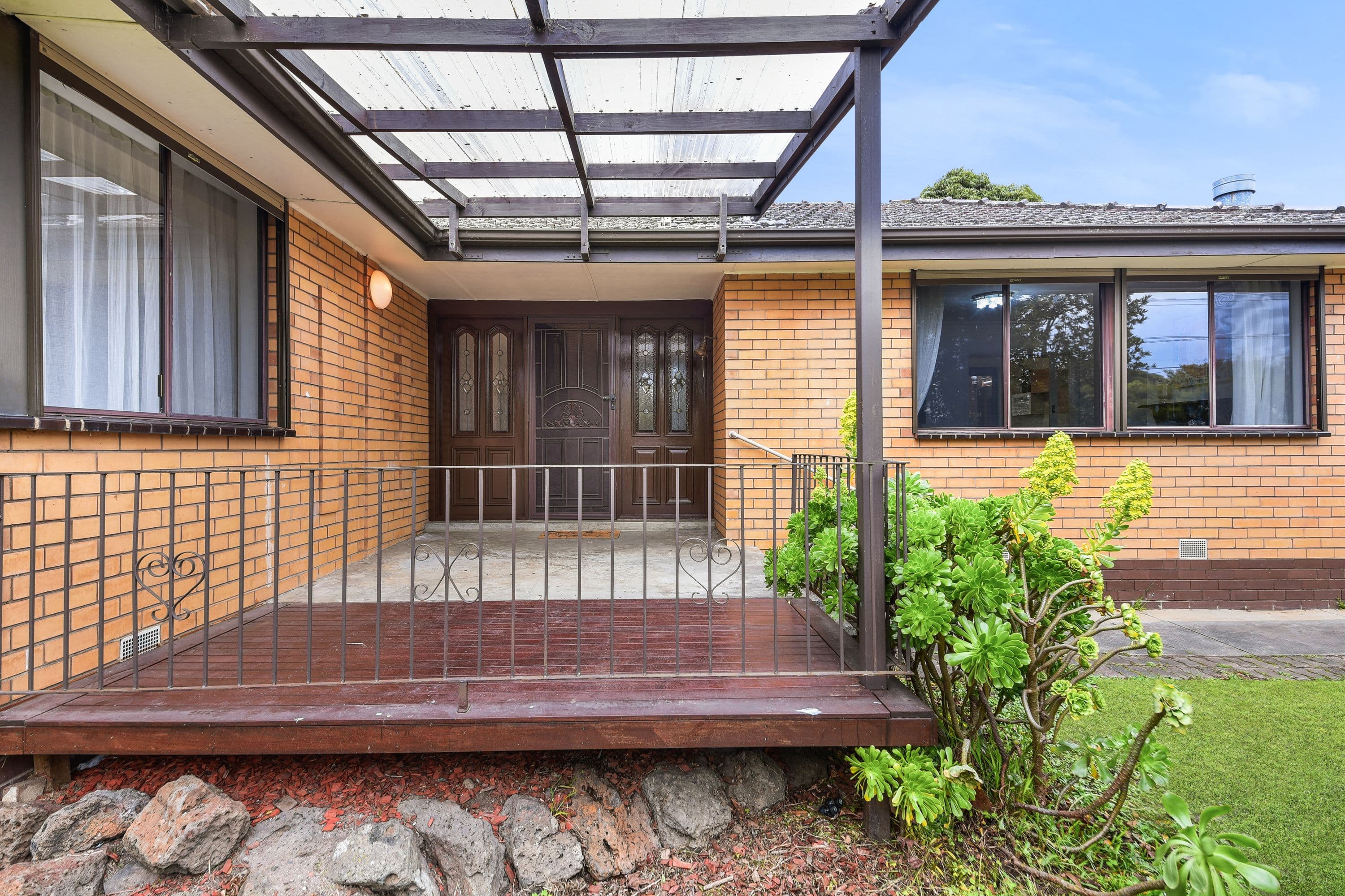 12 Ernest Street, Bayswater VIC 3153, Bayswater - Thumbnail 2