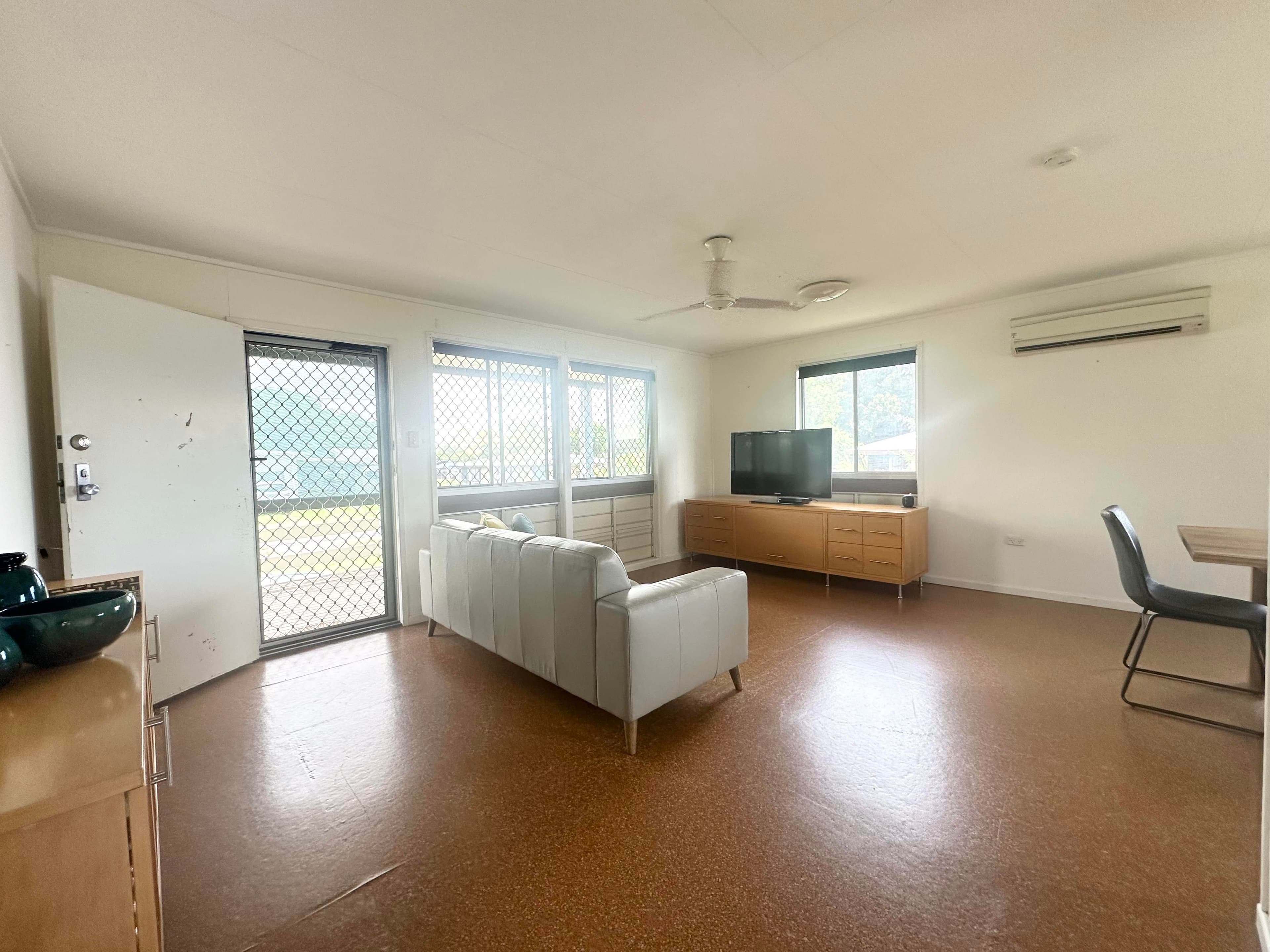 4 Bell Street, Sarina QLD 4737, Sarina - Thumbnail 4