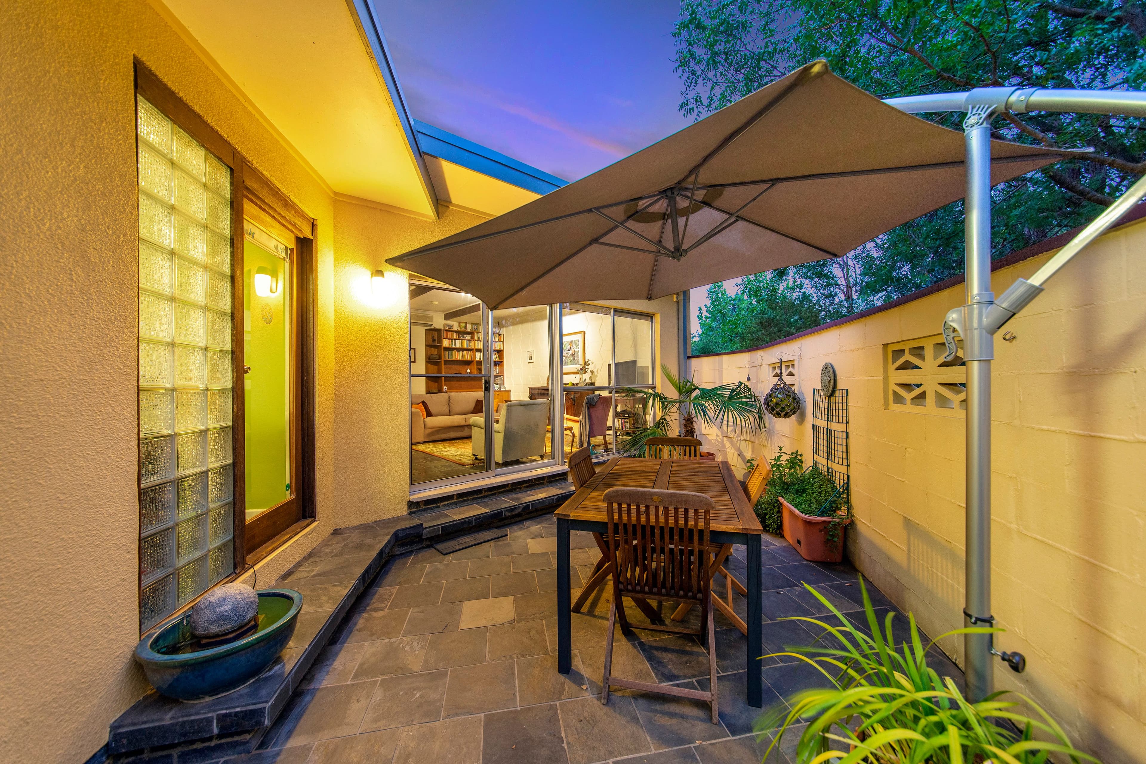 28 Morgan Crescent, Curtin ACT 2605, Curtin - Thumbnail 2