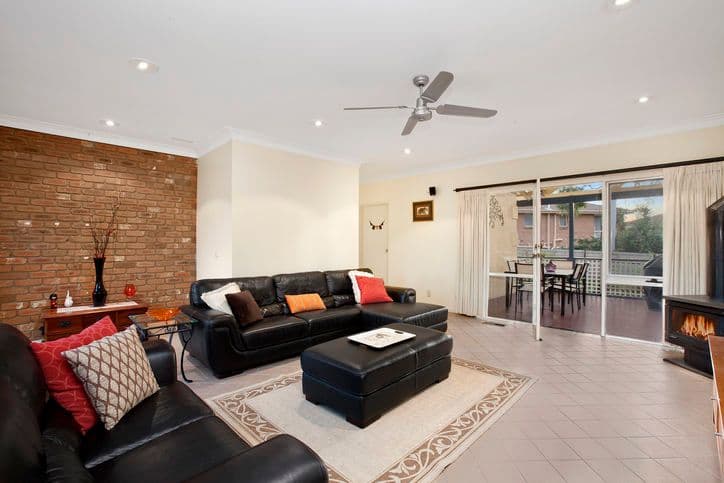 2 Teringa Court, DONCASTER EAST VIC 3109, Doncaster East - Thumbnail 2