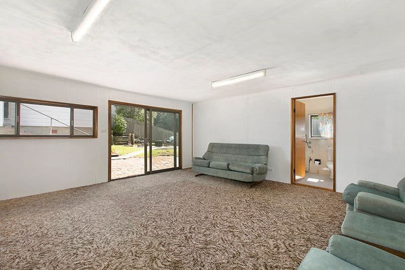 15 Playfair Road, North Curl Curl NSW 2099, North Curl Curl - Thumbnail 7