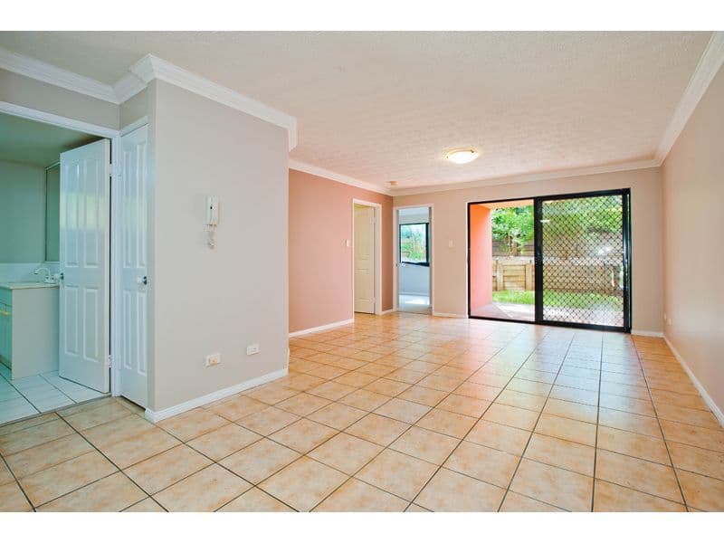 34 Rise Street, MOUNT GRAVATT EAST QLD 4122, Mount Gravatt East - Thumbnail 3
