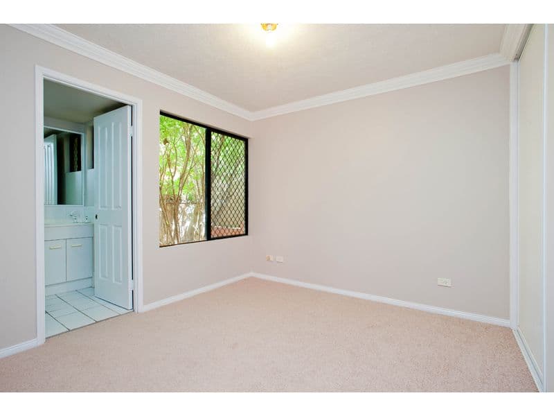 34 Rise Street, MOUNT GRAVATT EAST QLD 4122, Mount Gravatt East - Thumbnail 6