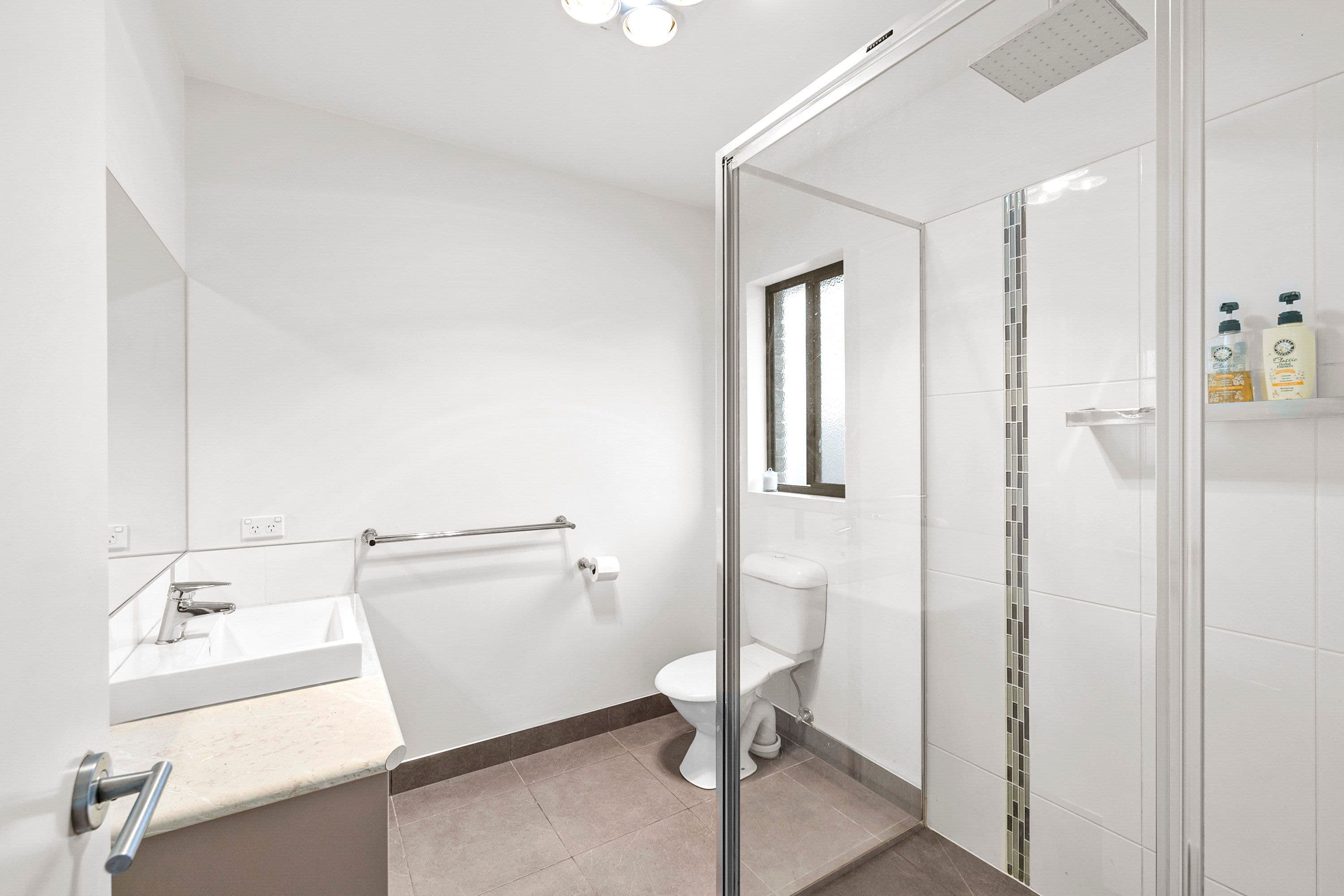 15 Glastonbury Place, Ararat VIC 3377, Ararat - Thumbnail 8