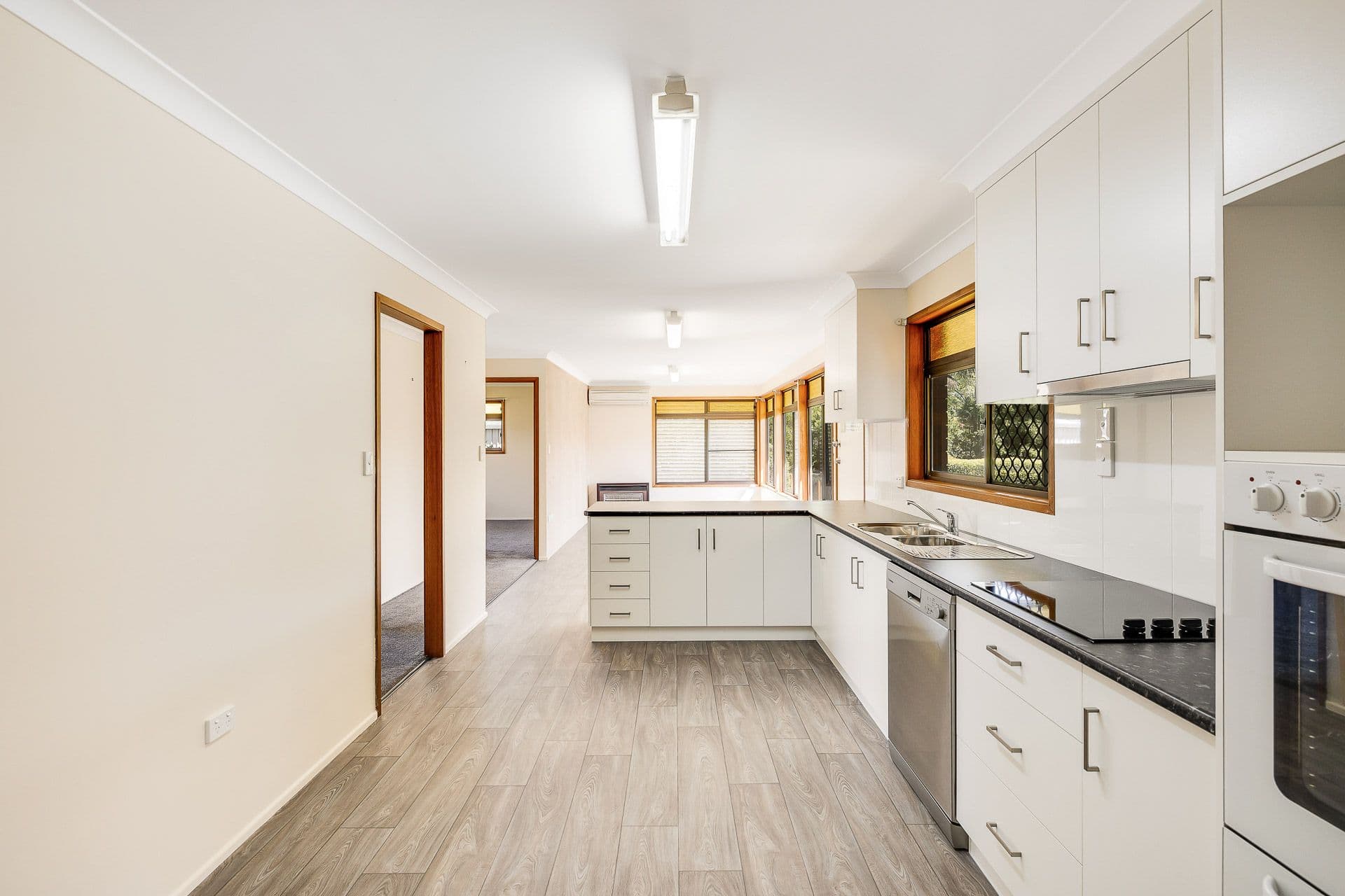 5 Brolga Crescent, Harristown QLD 4350, Harristown - Thumbnail 4