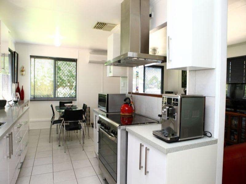 27 Darling Crescent, MOUNT ISA QLD 4825, Mount Isa - Thumbnail 2