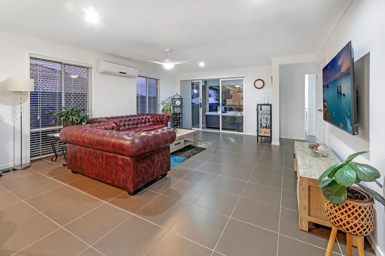 21 Pyrite Street, Pimpama QLD 4209, Pimpama - Thumbnail 6