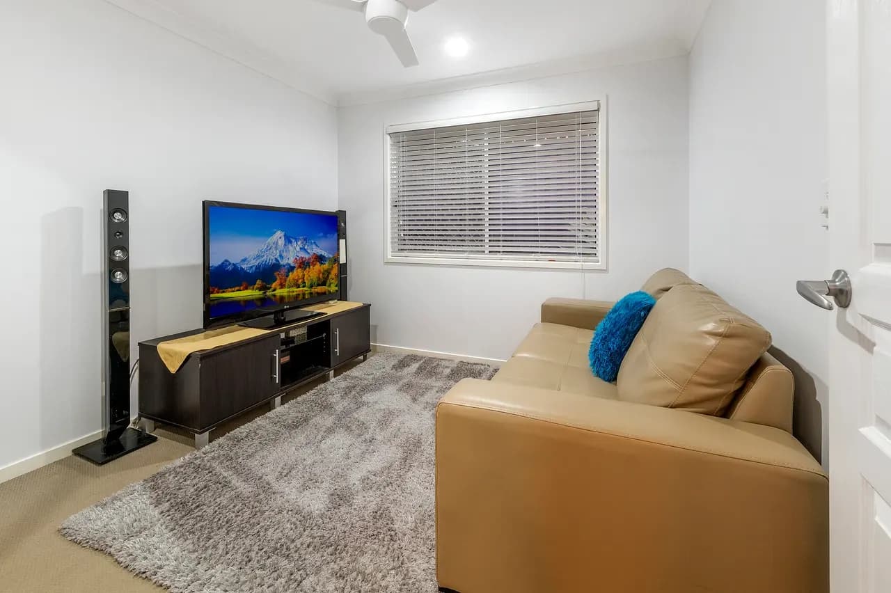21 Pyrite Street, Pimpama QLD 4209, Pimpama - Thumbnail 8