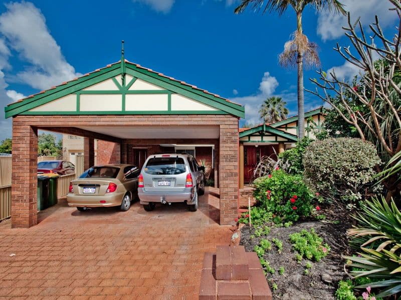 33 Alderhurst Crescent, BAYSWATER WA 6053, Bayswater - Thumbnail 2