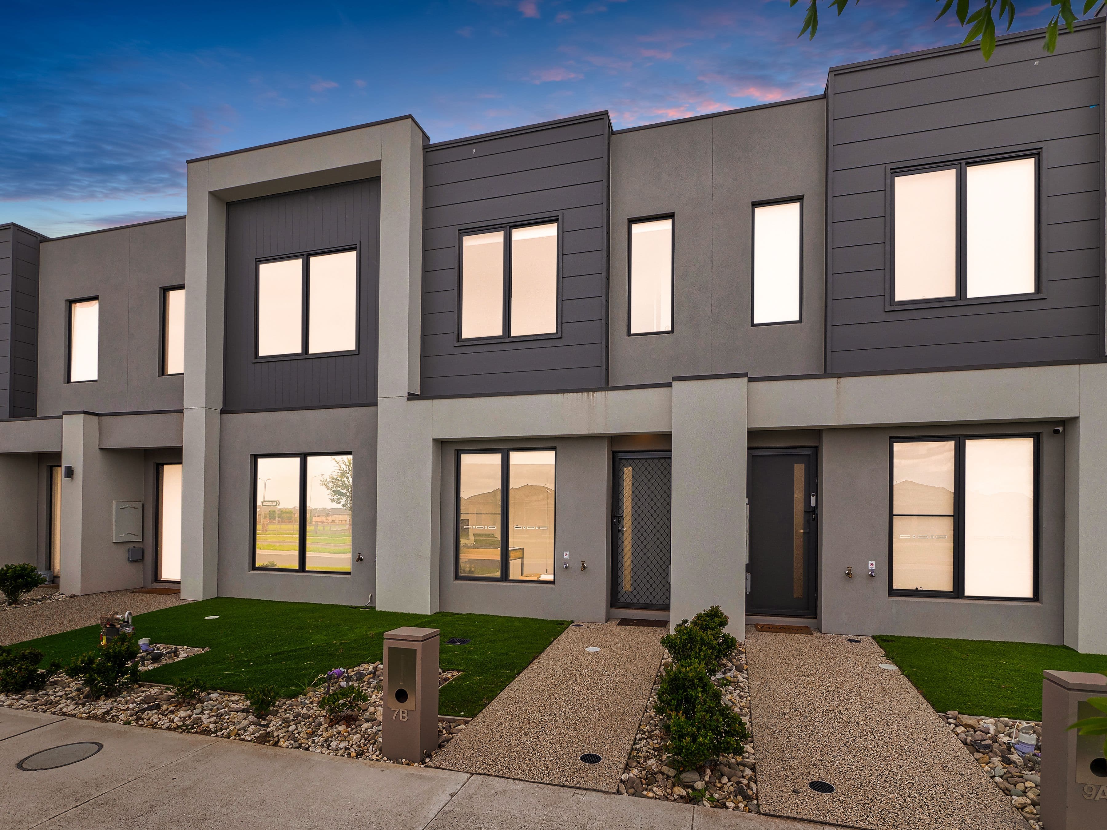 7B Thoroughbred Drive, Clyde North VIC 3978, Clyde North - Image 1