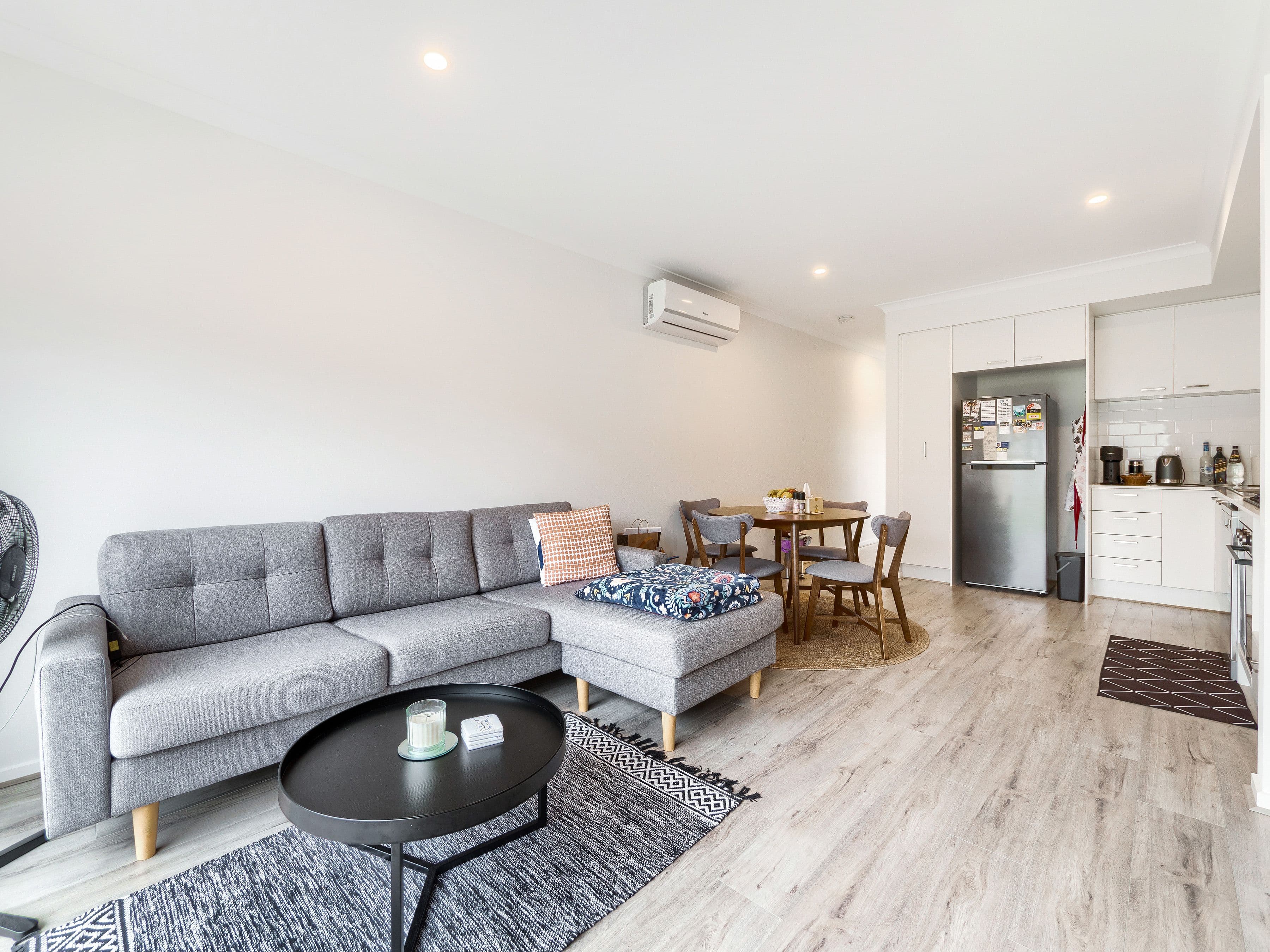 7B Thoroughbred Drive, Clyde North VIC 3978, Clyde North - Thumbnail 8