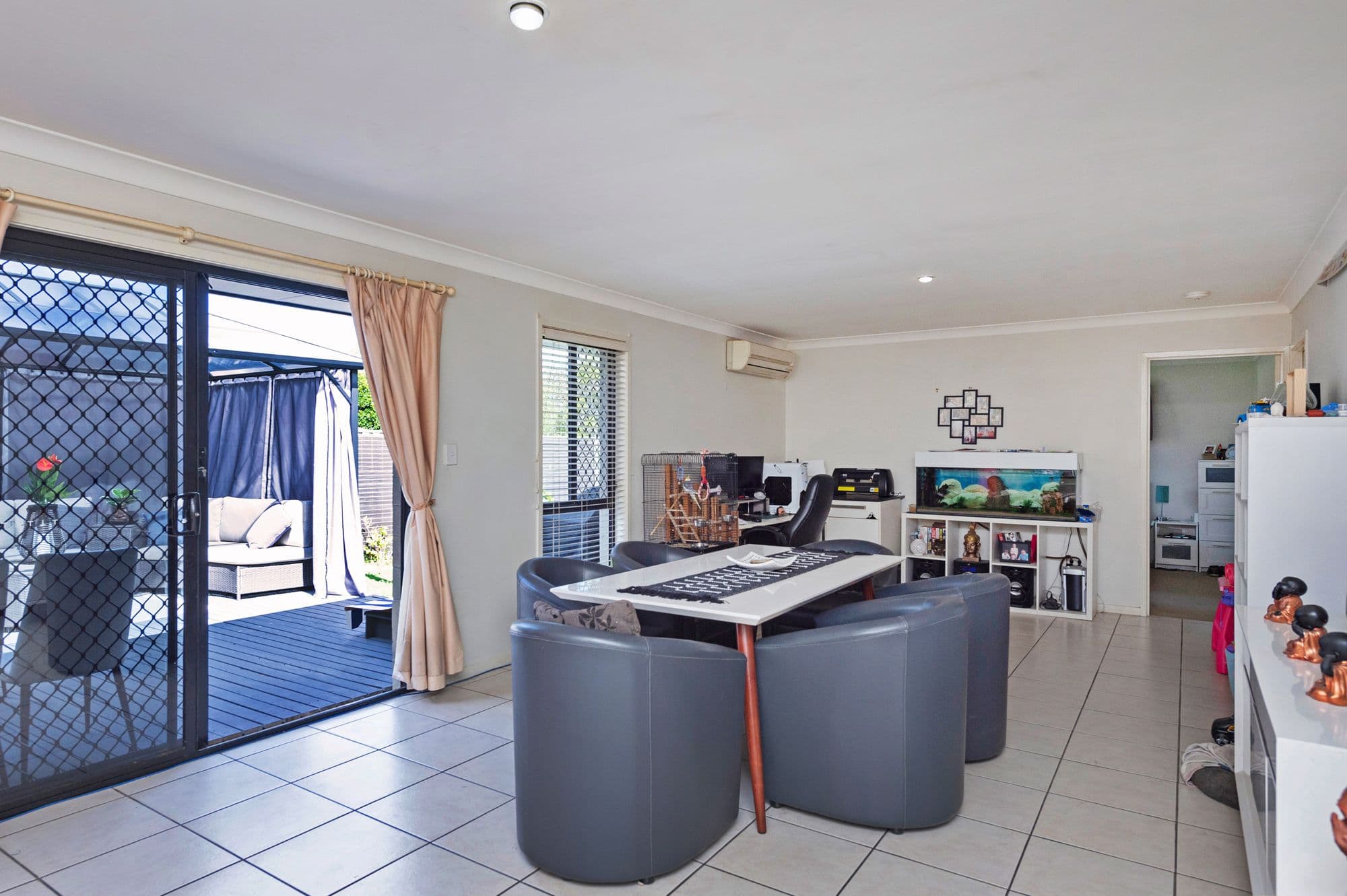 3 Gerard Street, Pacific Pines QLD 4211, Pacific Pines - Thumbnail 5