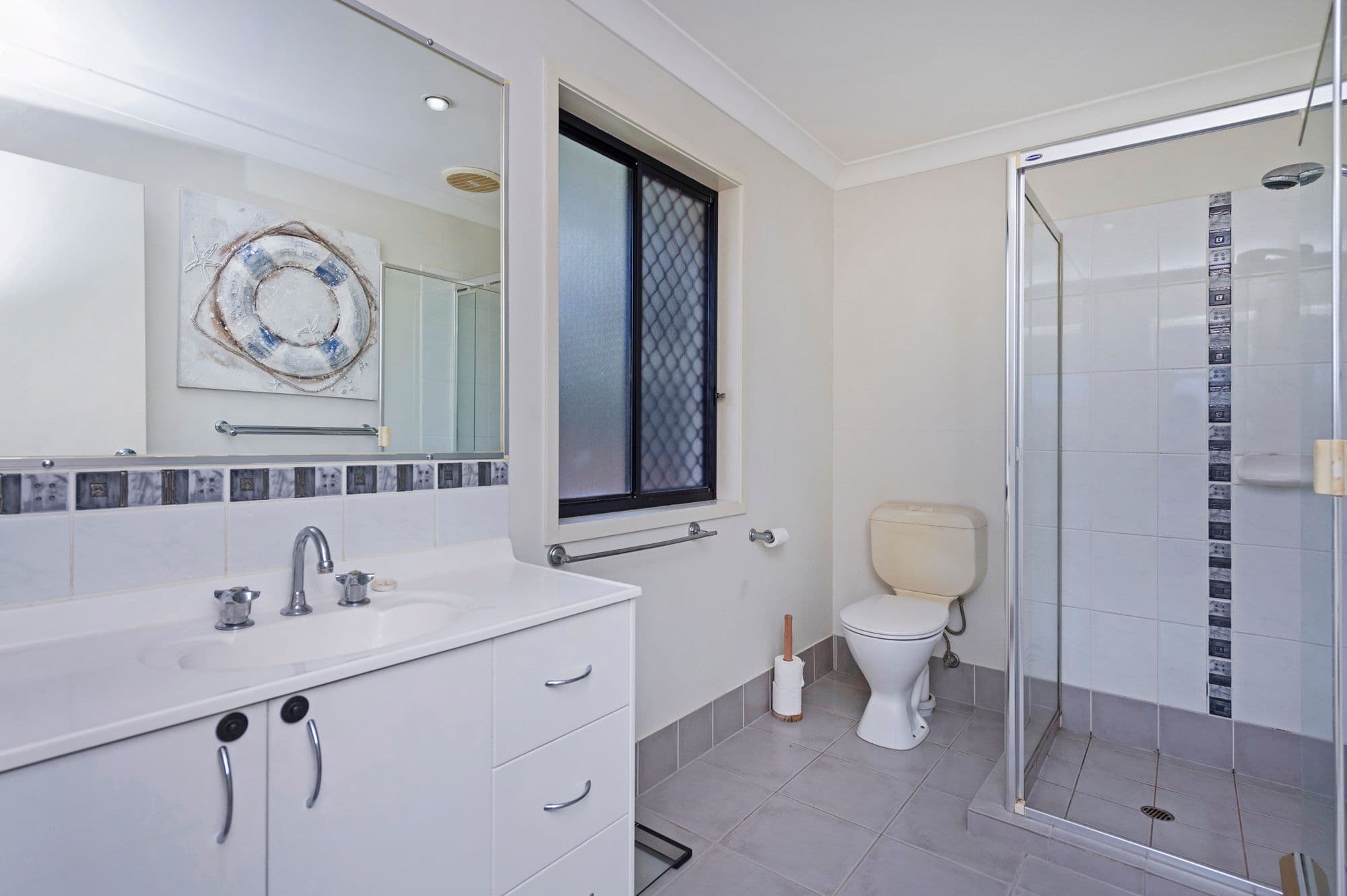 3 Gerard Street, Pacific Pines QLD 4211, Pacific Pines - Thumbnail 8