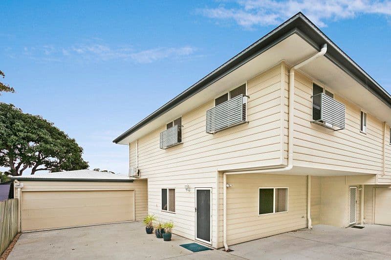 696 Oxley Road, Corinda QLD 4075, Corinda - Image 1
