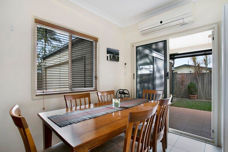 696 Oxley Road, Corinda QLD 4075, Corinda - Thumbnail 3