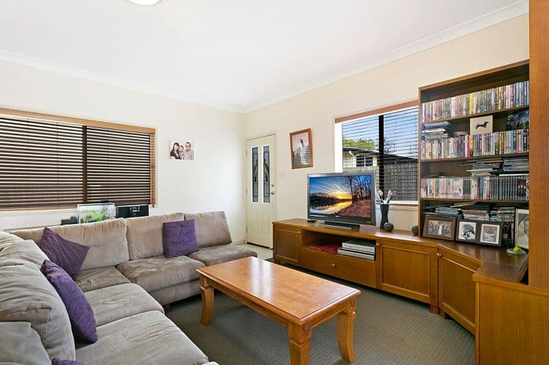 696 Oxley Road, Corinda QLD 4075, Corinda - Thumbnail 4