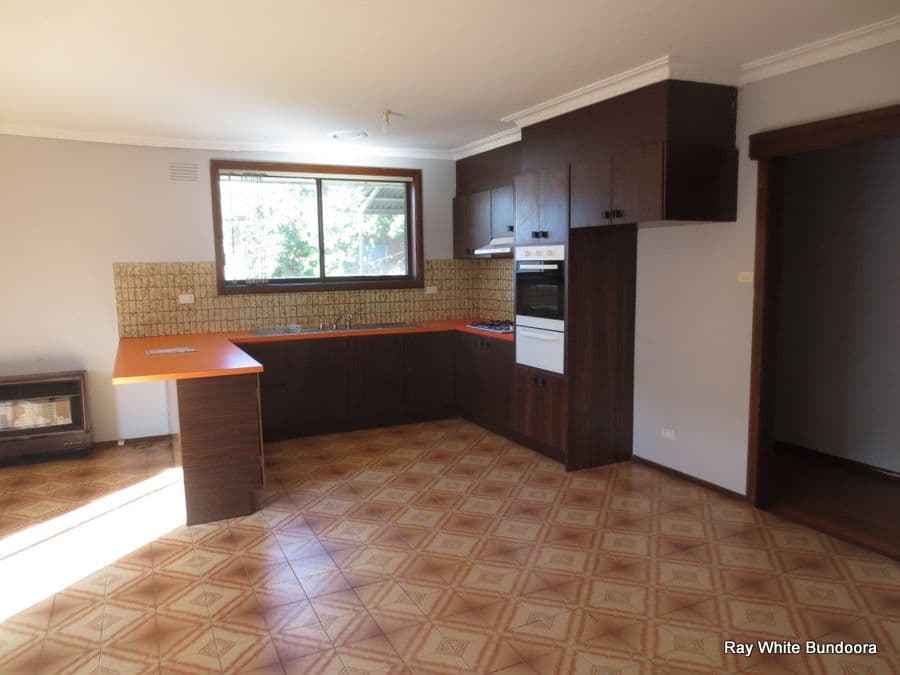 9 Hermitage Crescent, Bundoora VIC 3083, Bundoora - Thumbnail 3