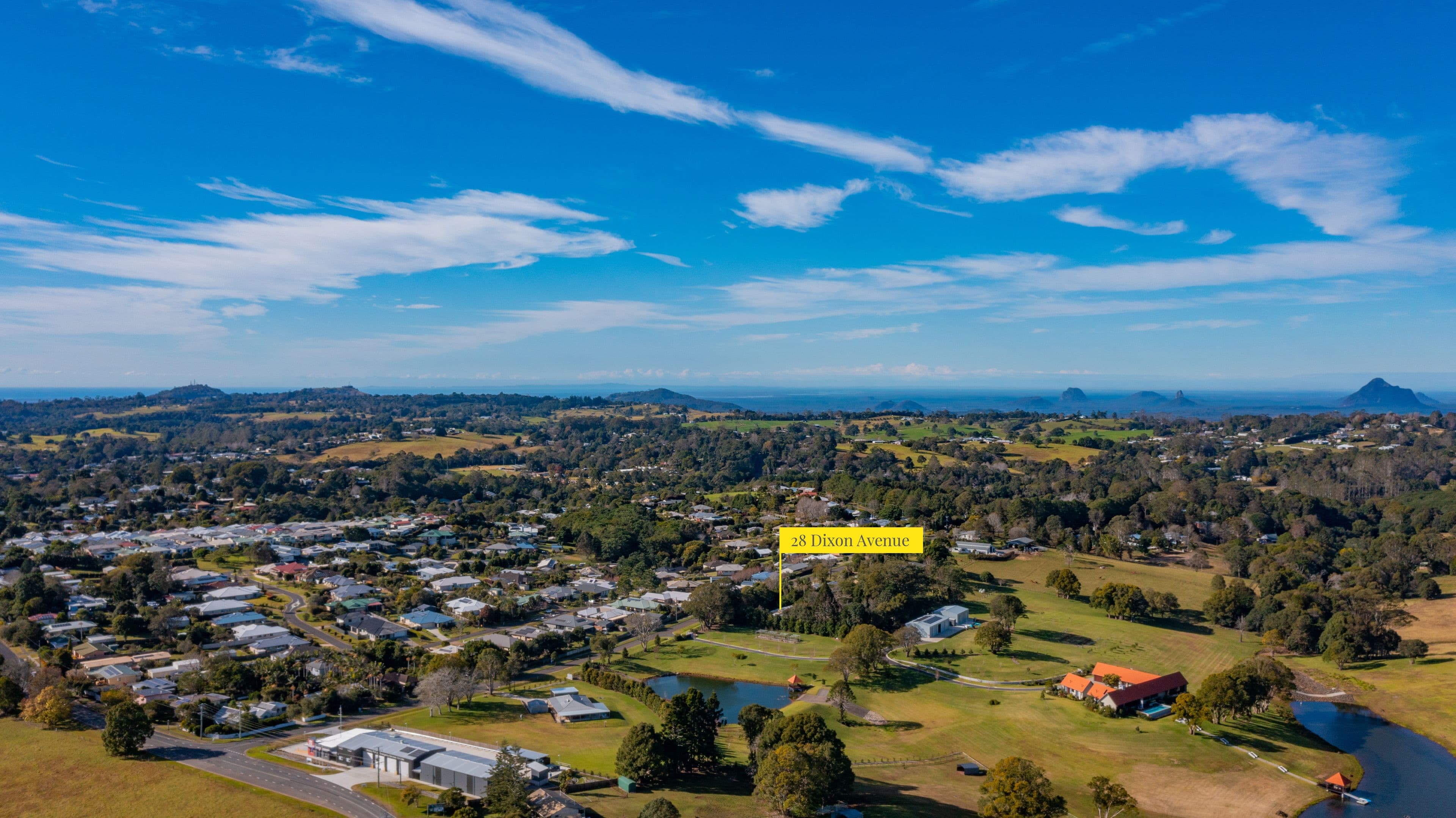 28 Dixon Avenue, Maleny QLD 4552, Maleny - Thumbnail 2