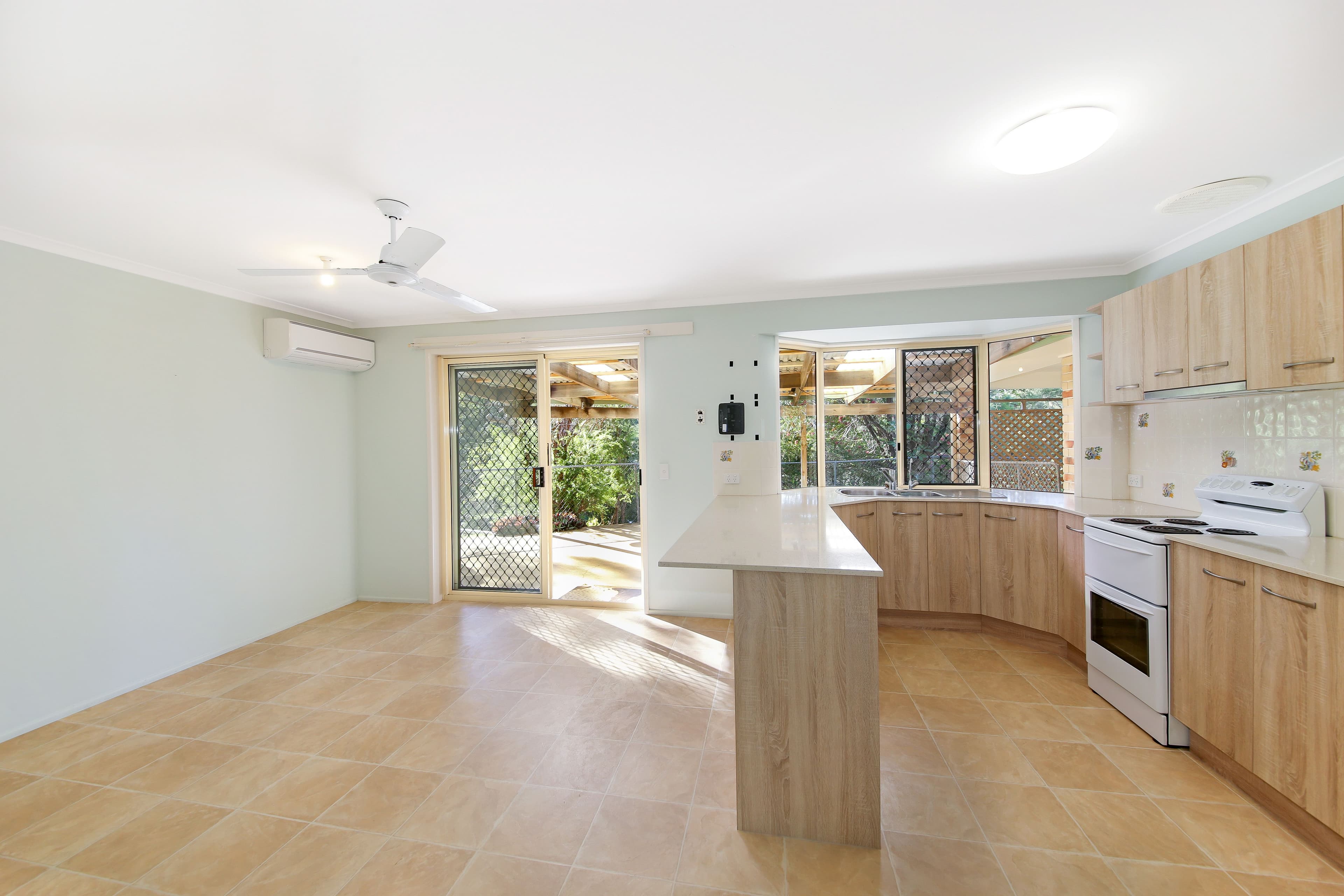 75 Whites Road, Landsborough QLD 4550, Landsborough - Thumbnail 6