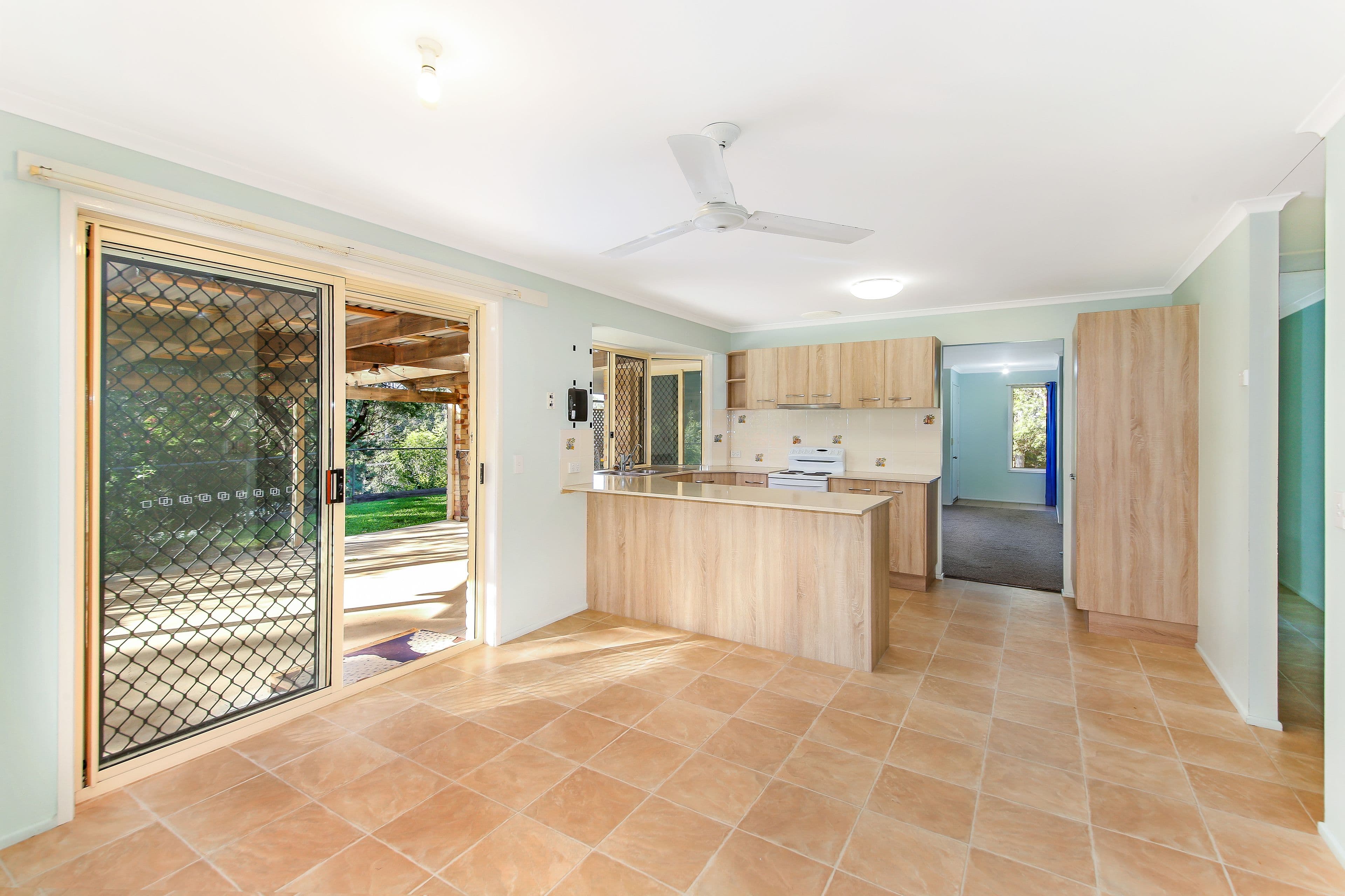 75 Whites Road, Landsborough QLD 4550, Landsborough - Thumbnail 7