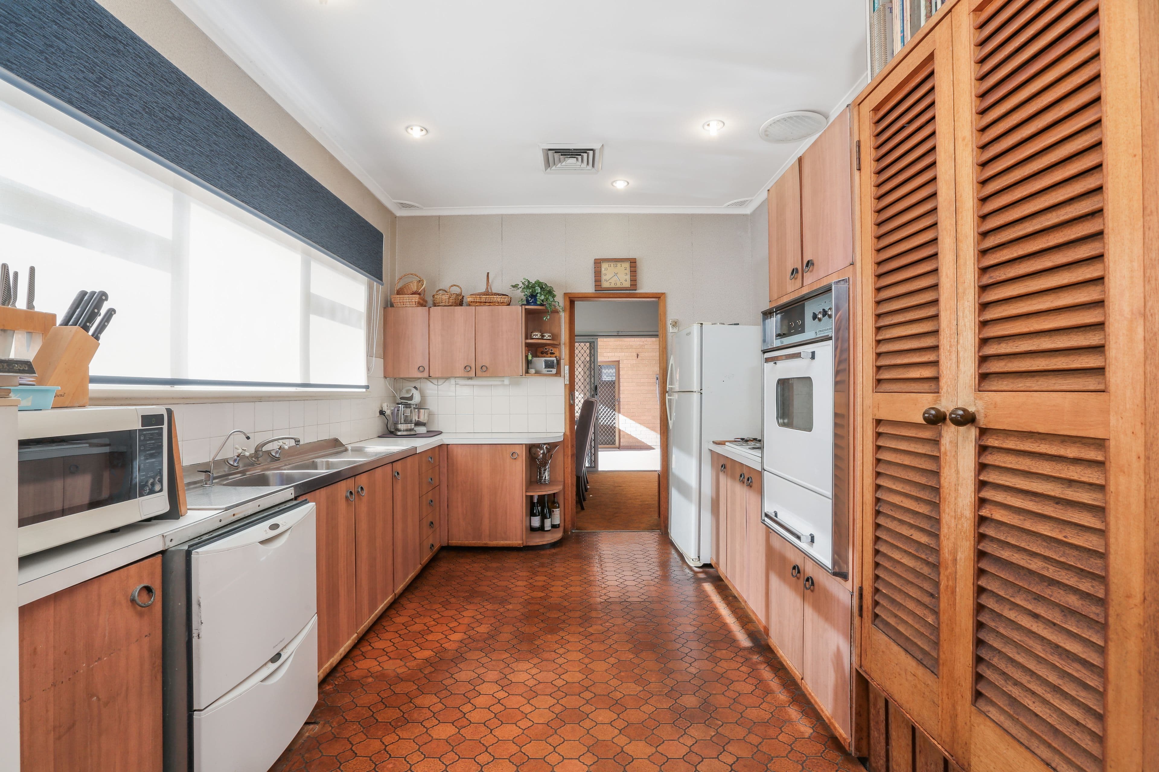 37 Merindah Road, Baulkham Hills - Thumbnail 4