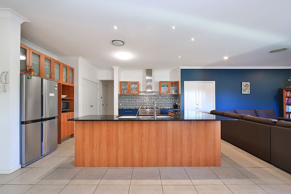 24 Hailey Place, Calamvale QLD 4116, Calamvale - Thumbnail 4