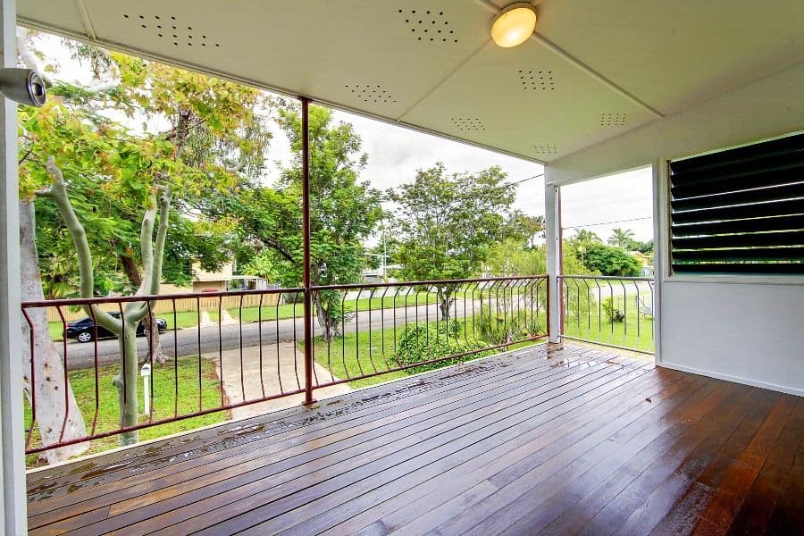 7 Fraser Avenue, CRANBROOK QLD 4814, Cranbrook - Thumbnail 4