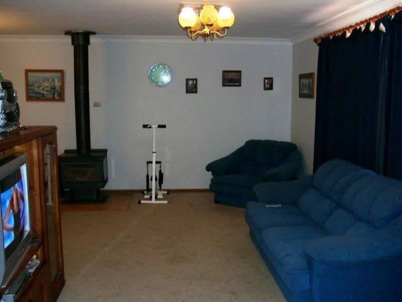 13  Fisher Street, PARKES NSW 2870, Parkes - Thumbnail 2