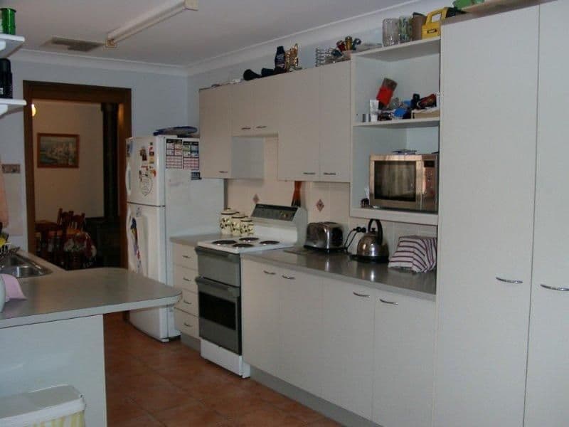 13  Fisher Street, PARKES NSW 2870, Parkes - Thumbnail 3