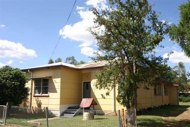 9 Moy, DALBY QLD 4405, Dalby - Image 1
