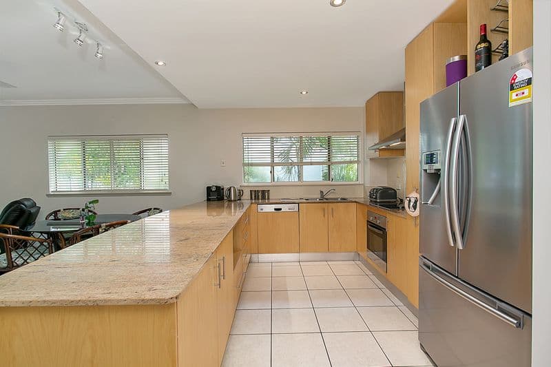 74-77 Arlington Esplanade, CLIFTON BEACH QLD 4879, Clifton Beach - Thumbnail 5