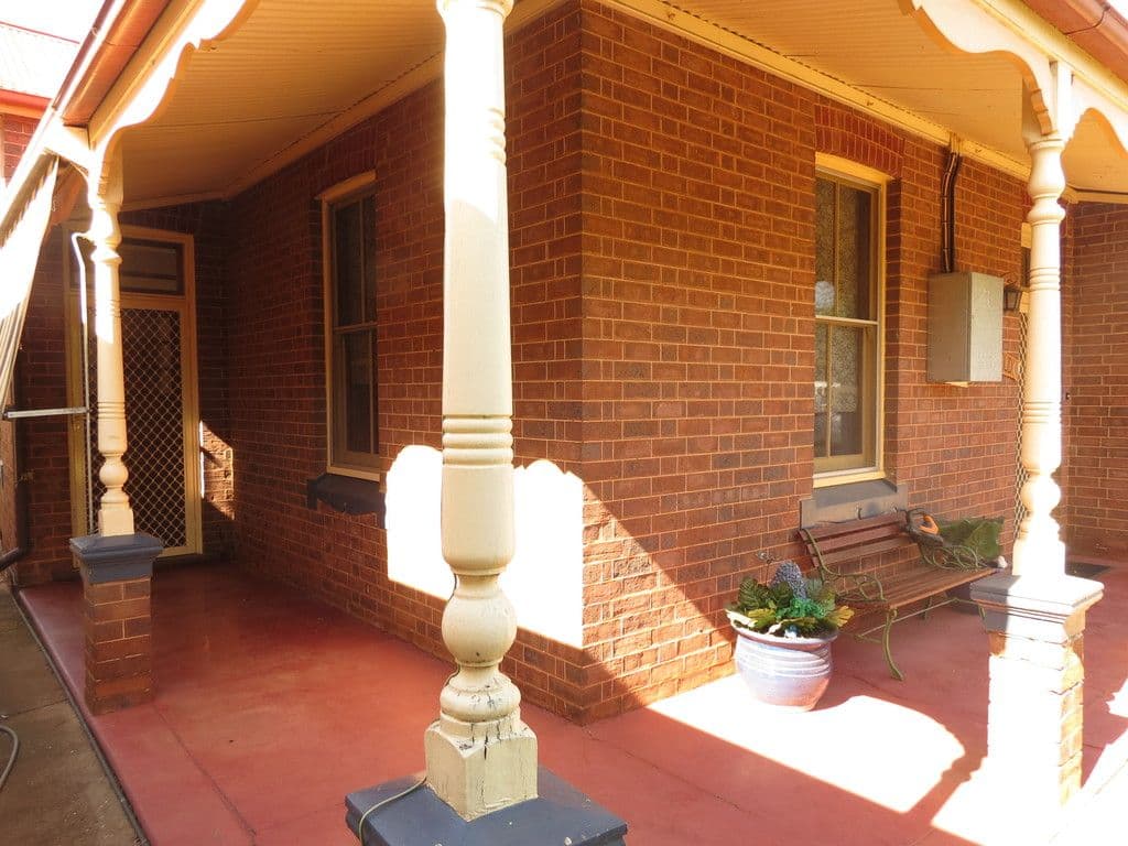 156 Victoria Street, Temora - Thumbnail 2