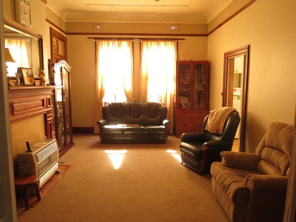 156 Victoria Street, Temora - Thumbnail 4