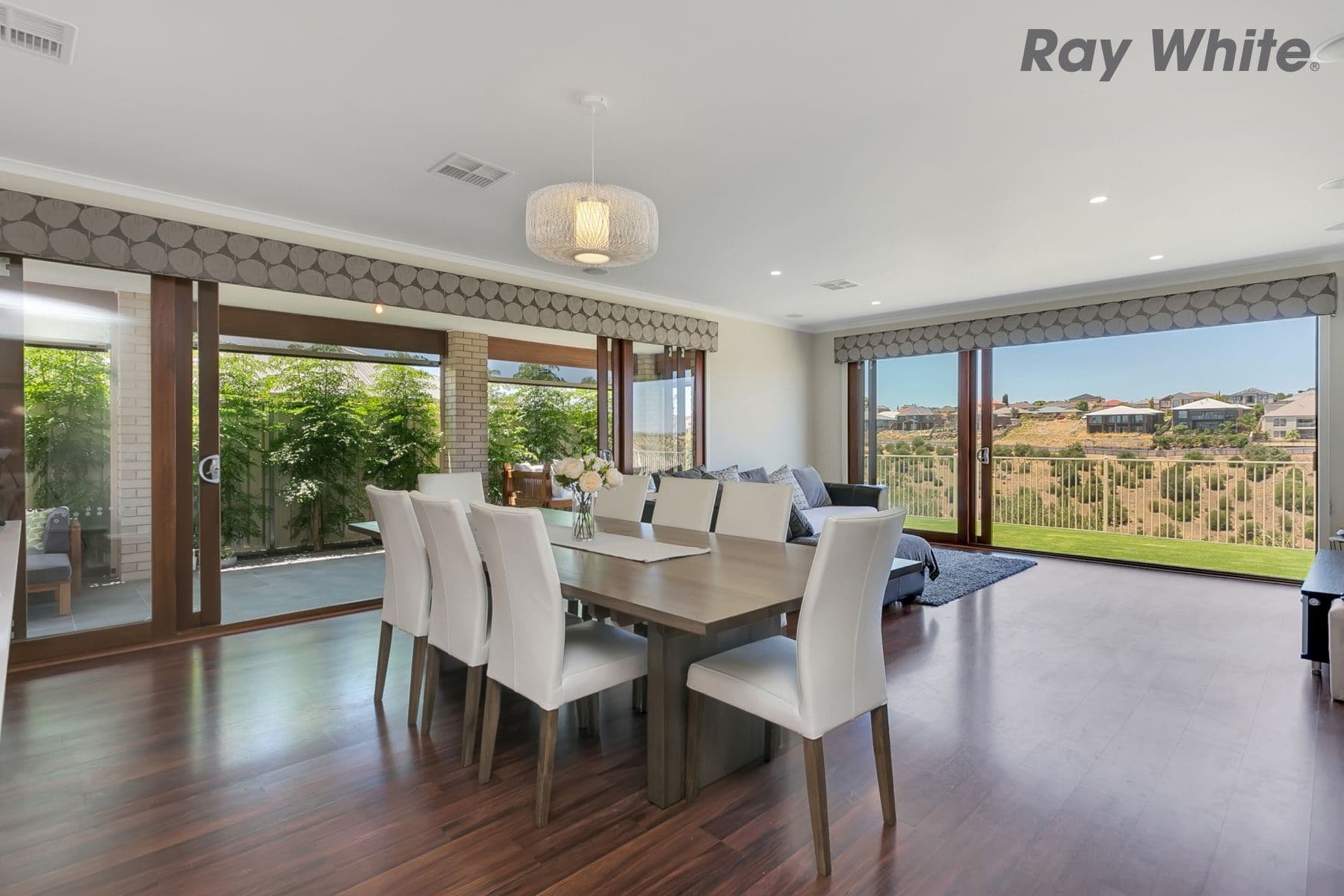 26 Erebus Glen, Hallett Cove SA 5158, Hallett Cove - Thumbnail 3
