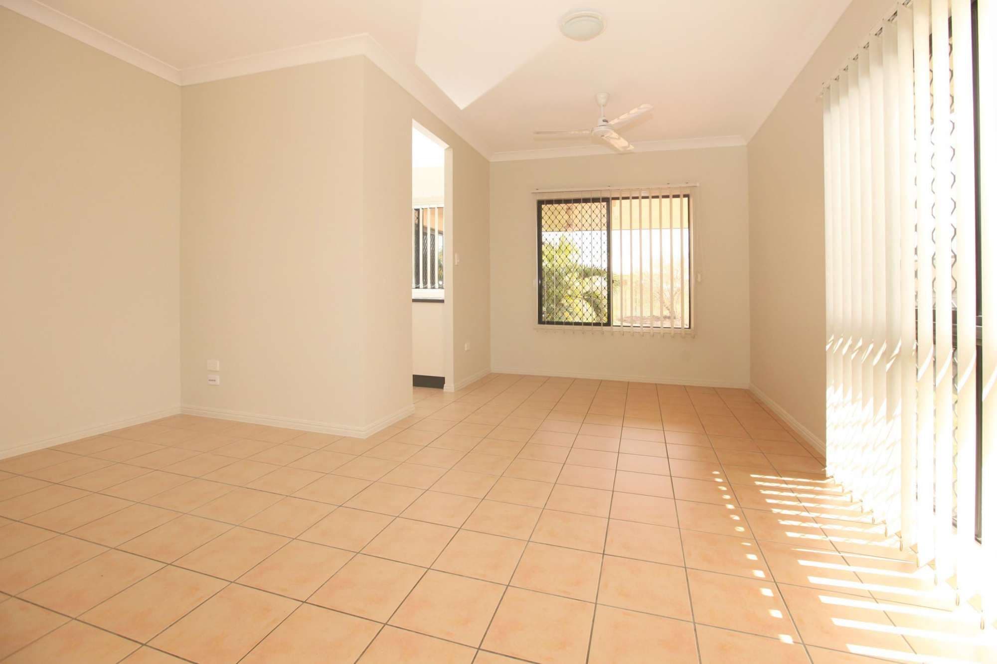 11 Emmet Court, ANNANDALE QLD 4814, Annandale - Thumbnail 3