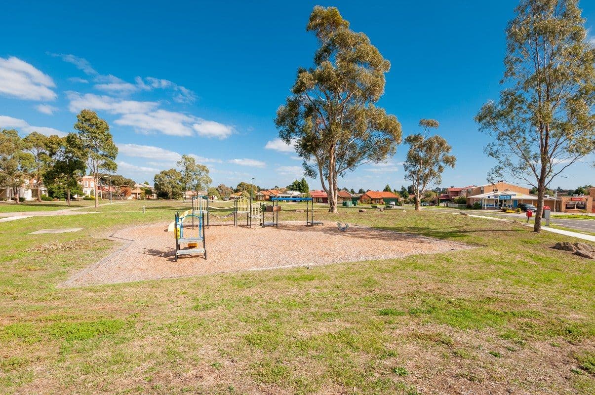 3 Howson Place, ROXBURGH PARK VIC 3064, Roxburgh Park - Thumbnail 7