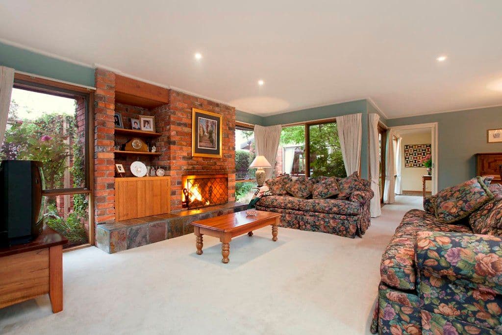 12 Lake Street, LAKE WENDOUREE VIC 3350, Lake Wendouree - Thumbnail 3