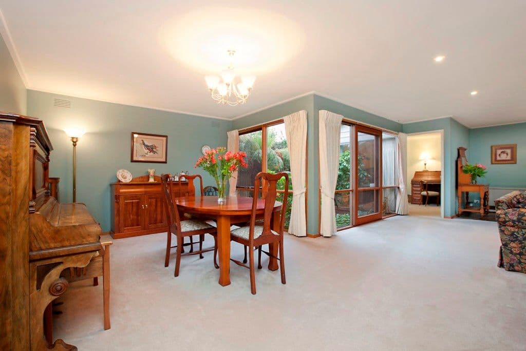 12 Lake Street, LAKE WENDOUREE VIC 3350, Lake Wendouree - Thumbnail 5