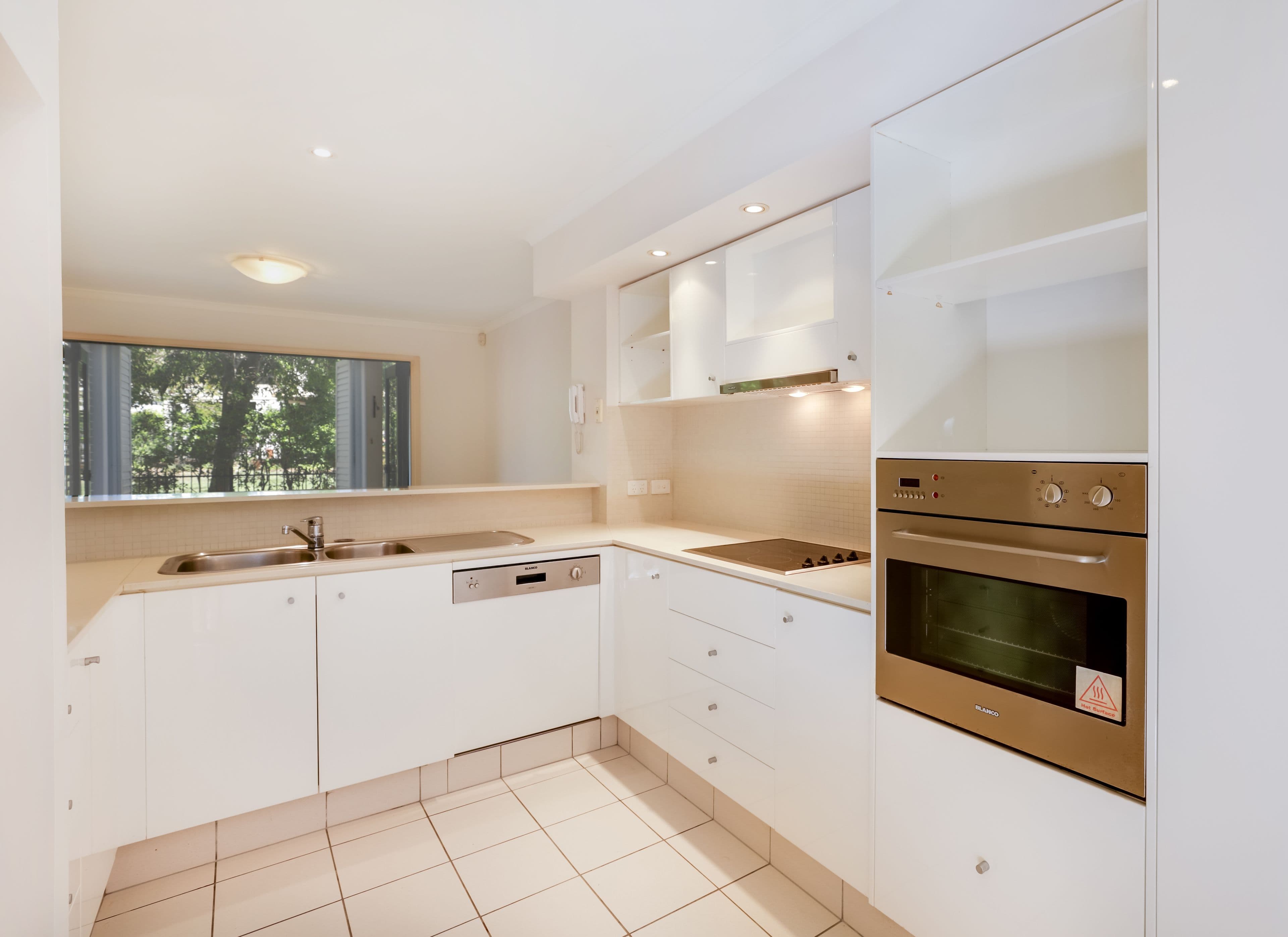 13 Riverwalk Avenue, Robina QLD 4226, Robina - Thumbnail 4