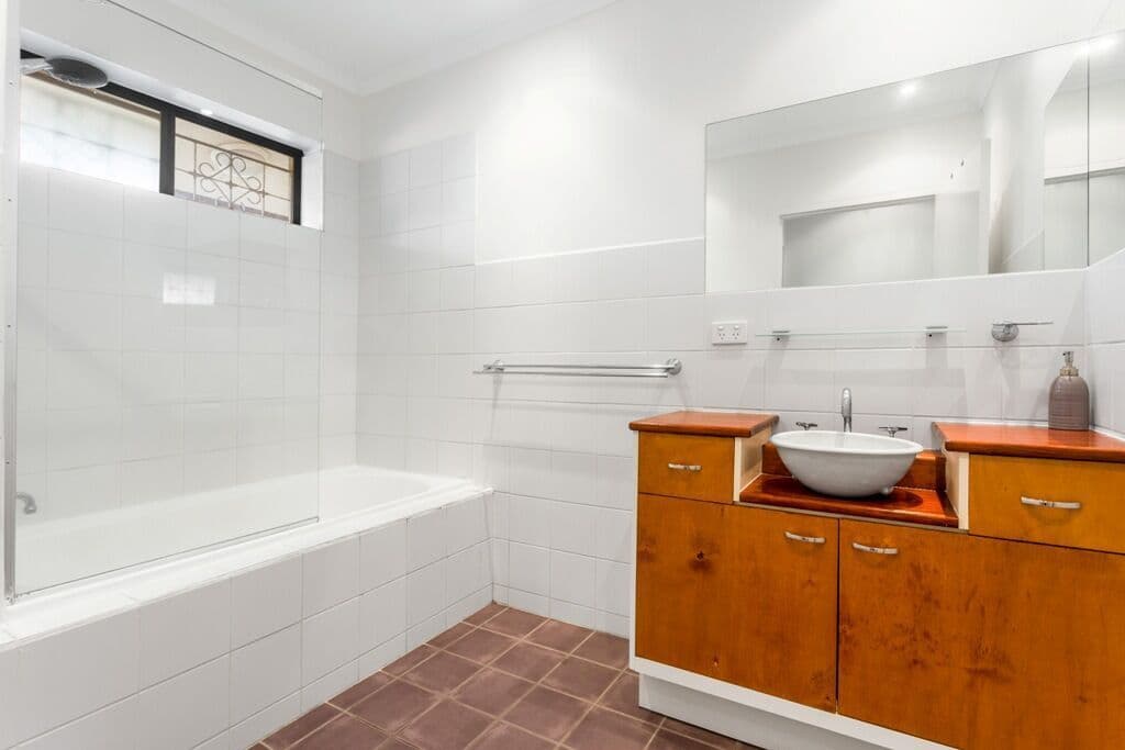 562 Sandgate Road, Clayfield QLD 4011, Clayfield - Thumbnail 7