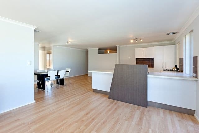 19 Bilya Gardens, LEDA WA 6170, Leda - Thumbnail 4
