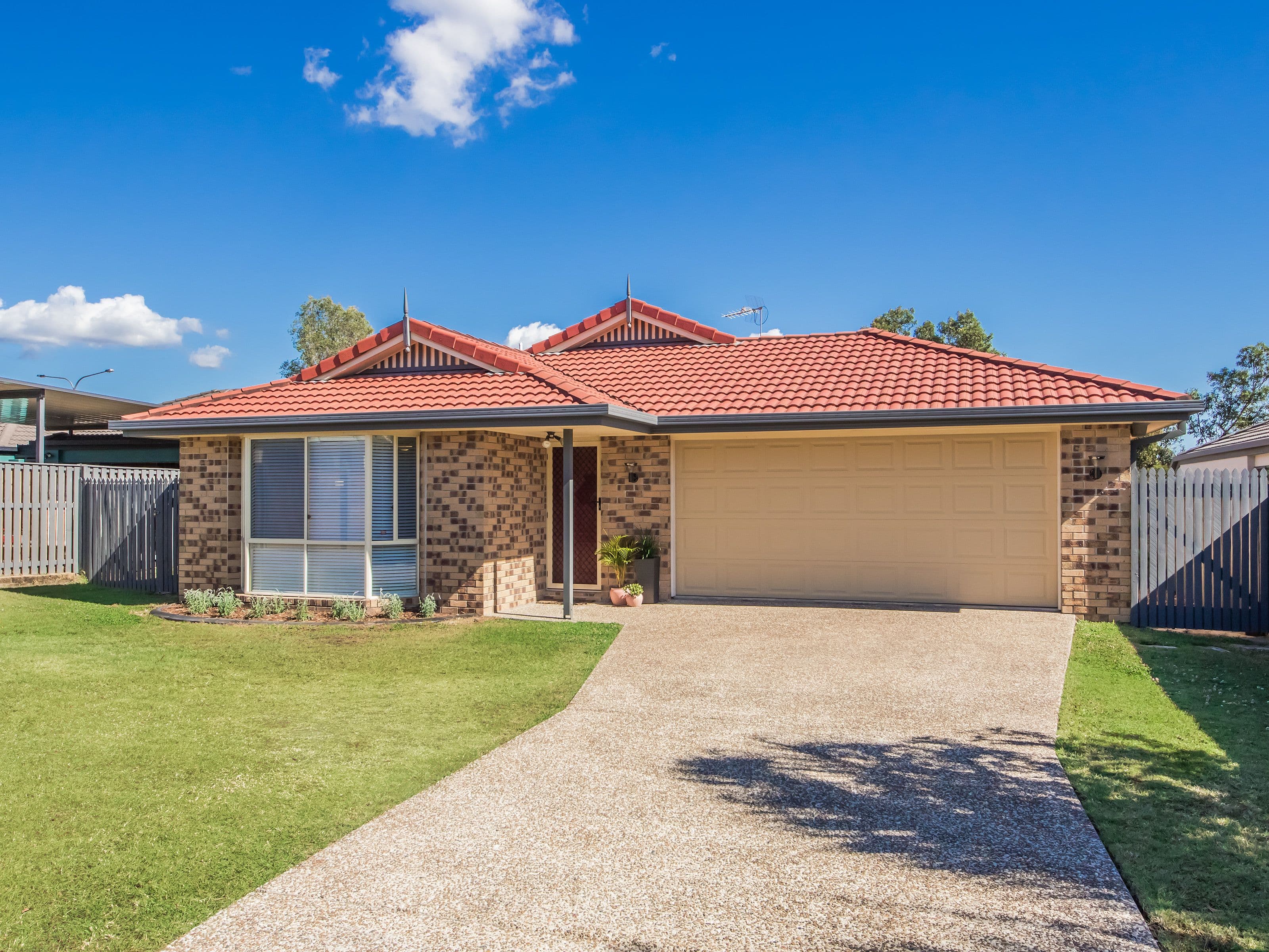 47 Murchison Street, Pacific Pines QLD 4211, Pacific Pines - Thumbnail 2