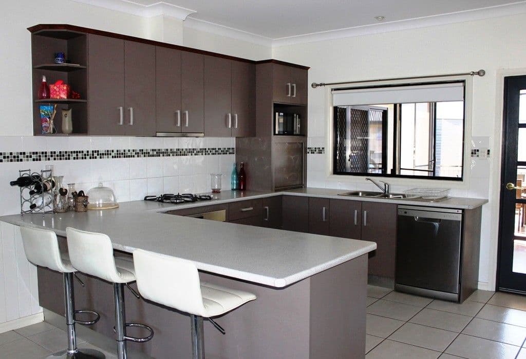 19 Burke Street, Dalby QLD 4405, Dalby - Thumbnail 2