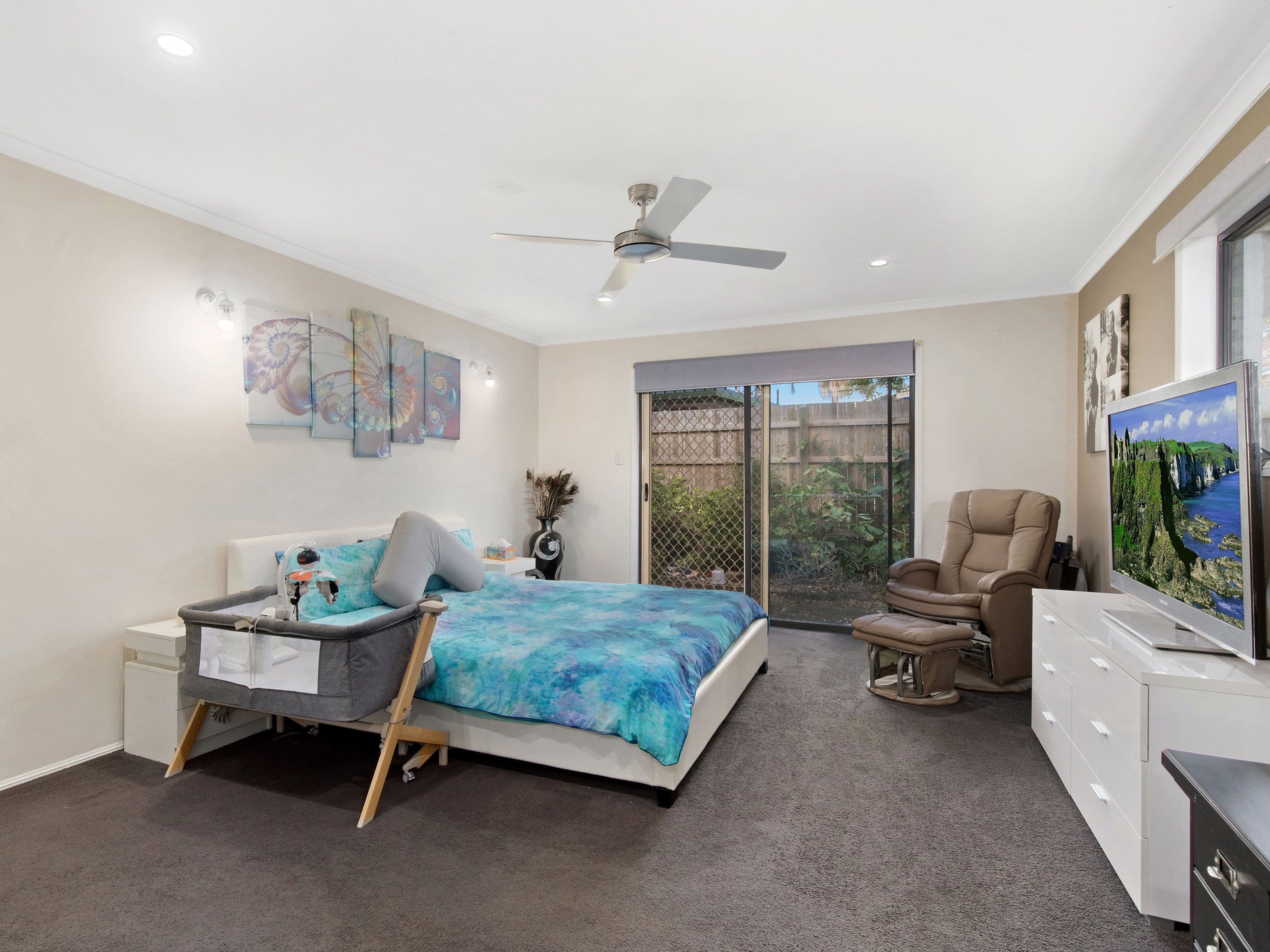104B Michigan Drive, Oxenford QLD 4210, Oxenford - Thumbnail 8