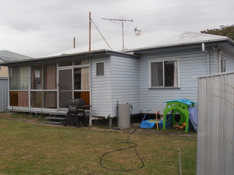 6 Huish Street, EASTERN HEIGHTS QLD 4305, Eastern Heights - Thumbnail 3