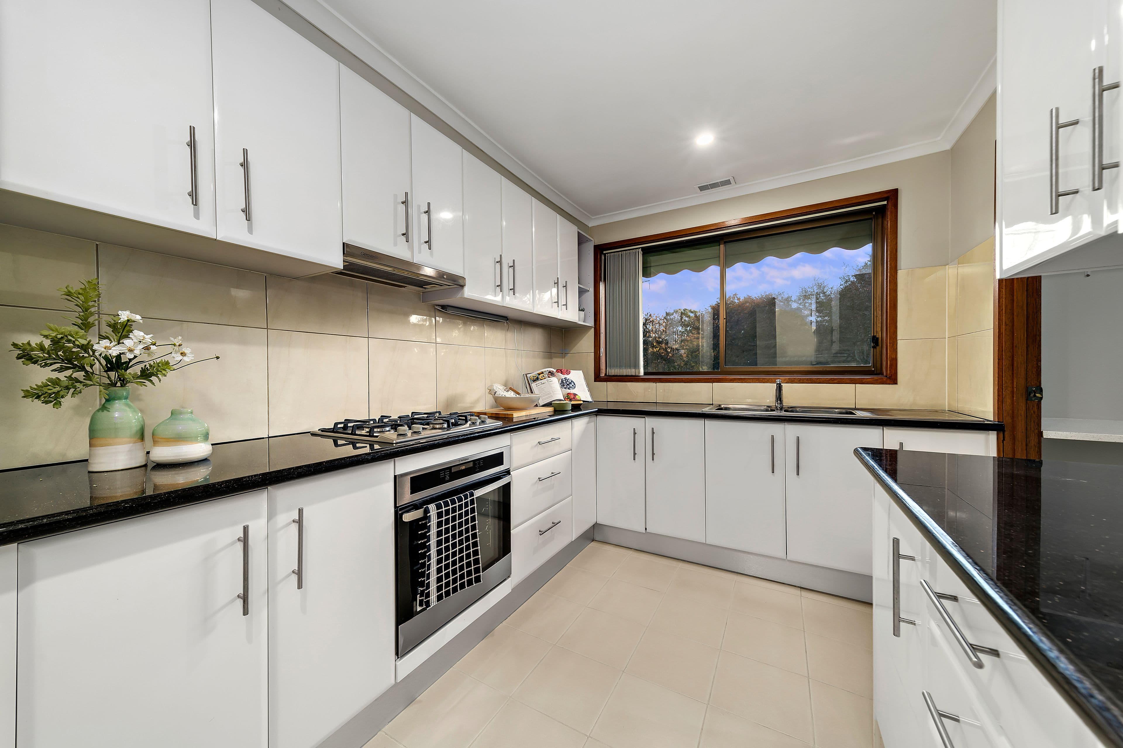 98 Carlile Street, Evatt ACT 2617, Evatt - Thumbnail 5